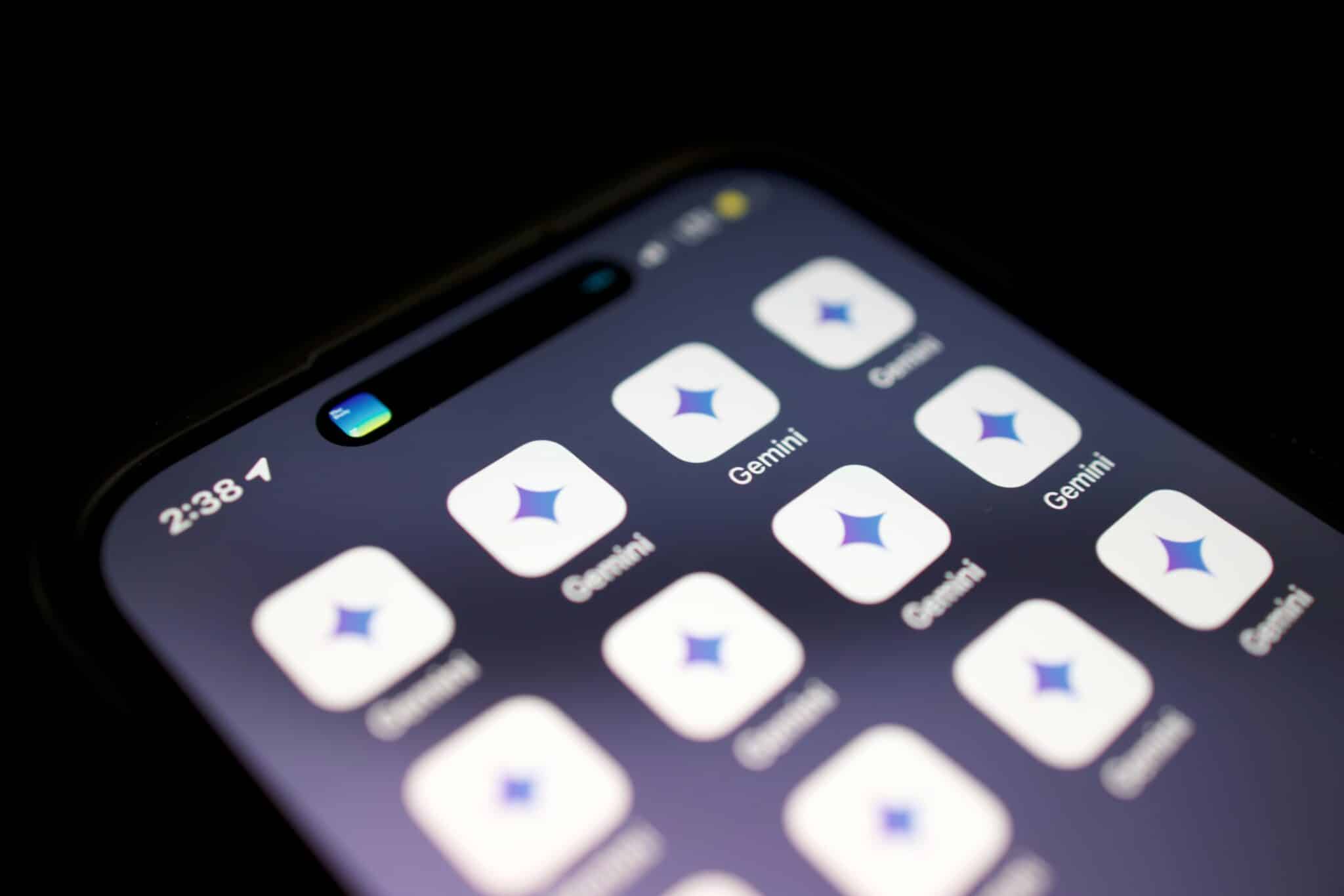 Google's Gemini 2.0 Flash Thinking Update - SentiSight.ai