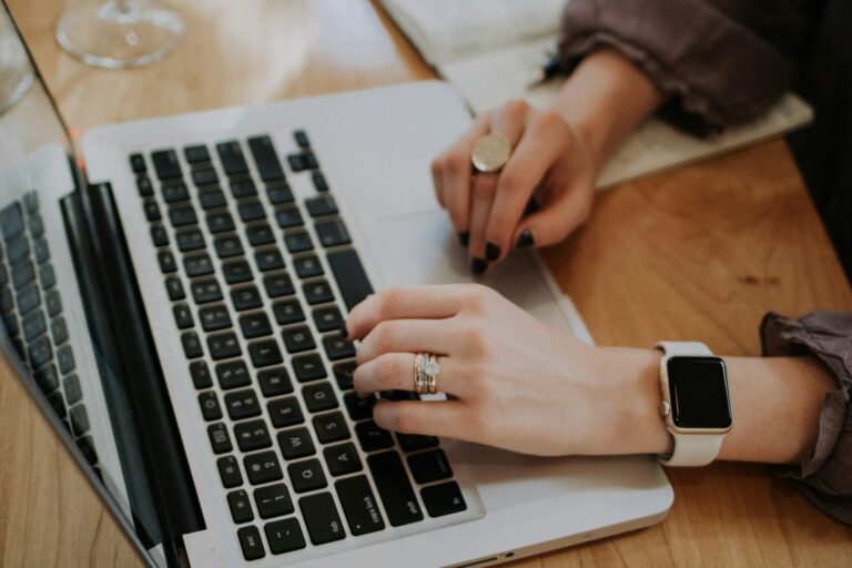 Google's Gemini AI Now Enhances Chrome Browsing Experience - SentiSight.ai Google Gemini AI now works directly in the Chrome browser.