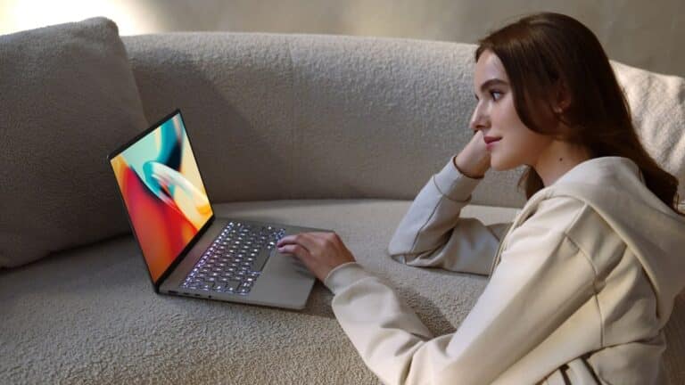 ASUS Zenbook A14. 