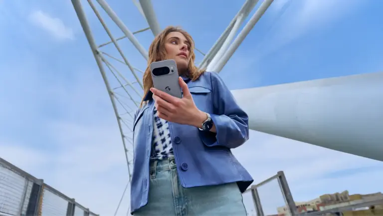 The newest Pixel hardware includes AI features to help you make the most of your time. 